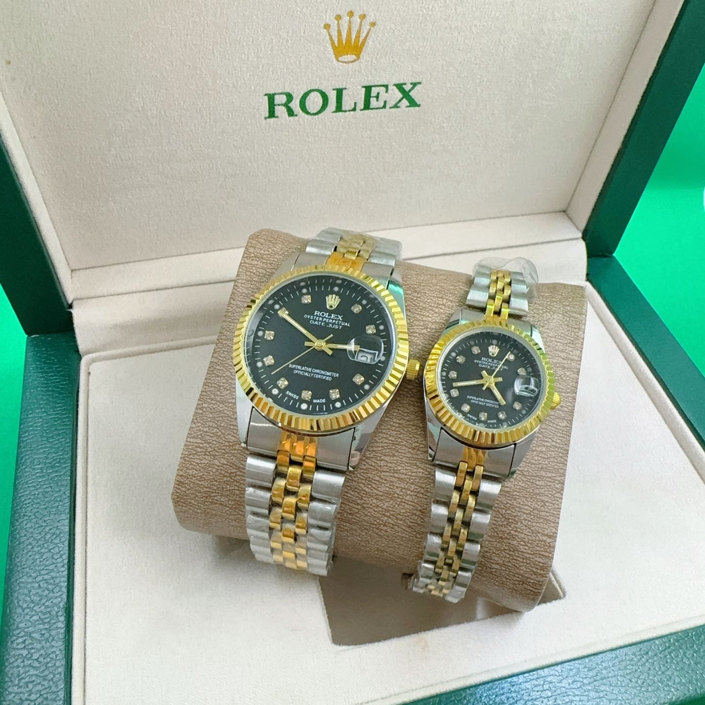 ROLEX GOLD BLACK ROMAN NUMBERS STAINLESS STEEL CHAIN LADIES GENTS PAIR AA QUALITY WATCH WITH BOX 🎁 (Copy) (Copy) (Copy)