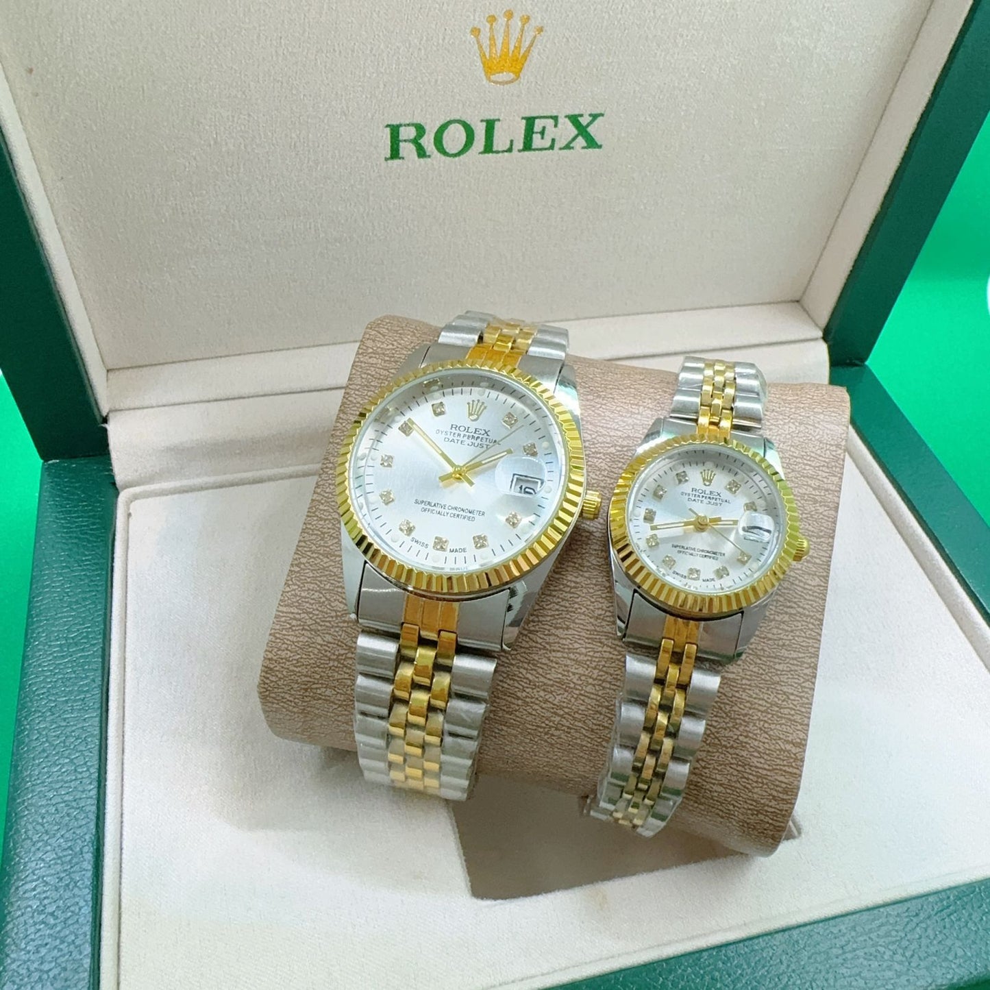 ROLEX SILVER GOLD ROMAN NUMBERS STAINLESS STEEL CHAIN LADIES GENTS PAIR AA QUALITY WATCH WITH BOX 🎁 (Copy)