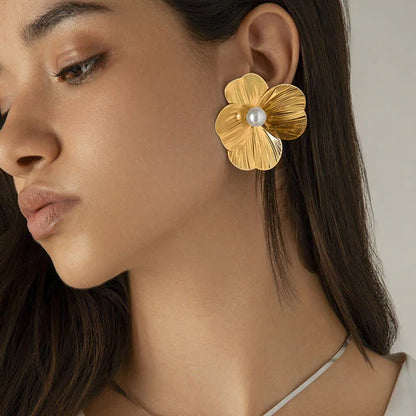 Fashion Three-dimensional Ginkgo Leaf Flower Earrings